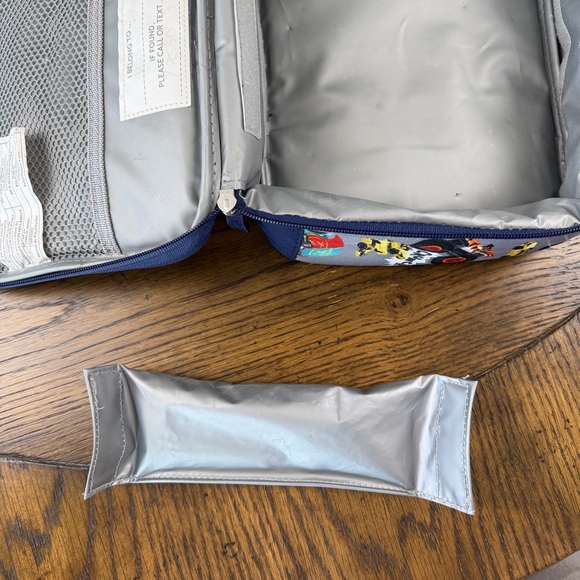 Pottery Barn Kids Hot Wheels Lunch Box - Picture 7 of 7